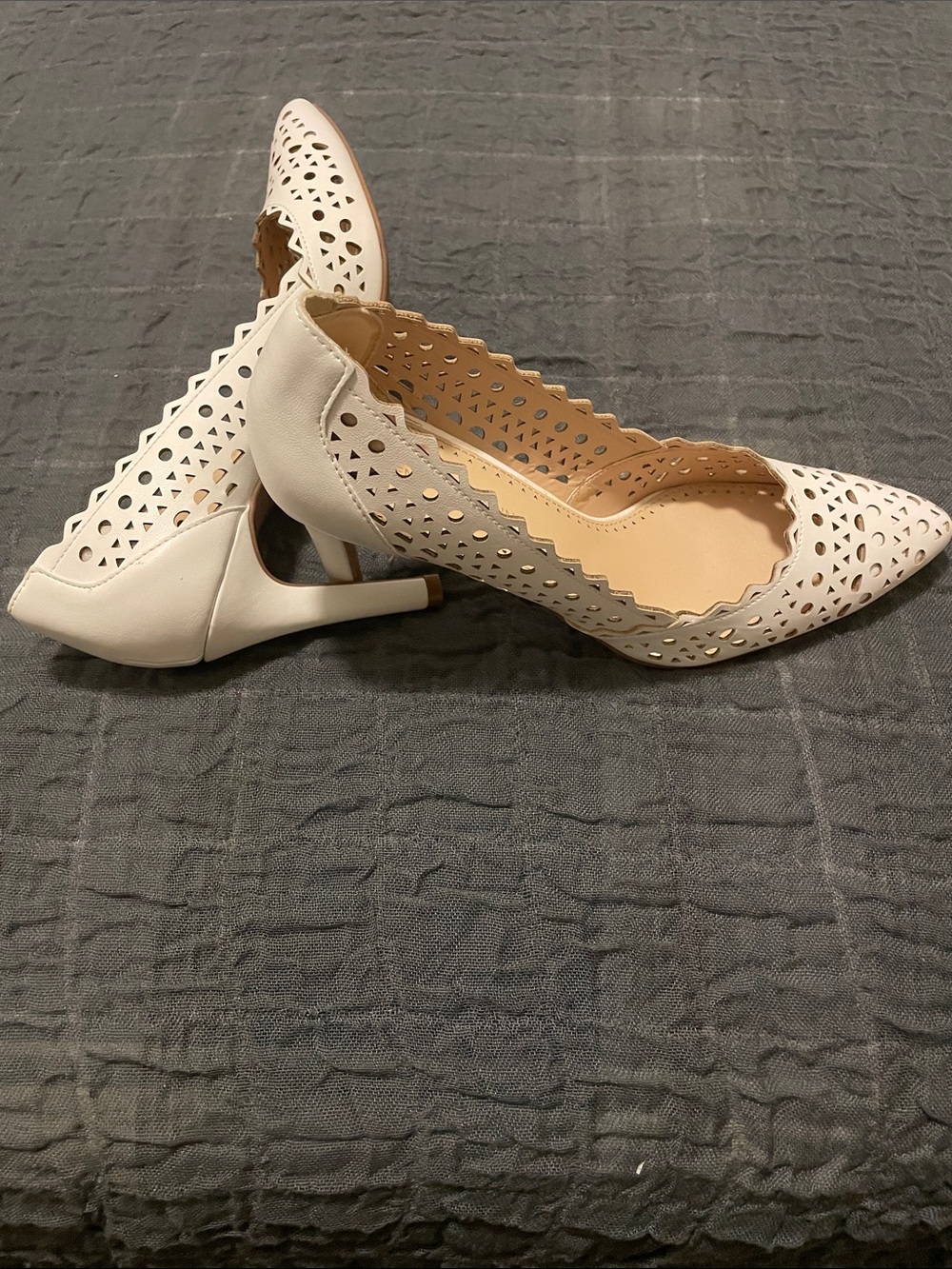 Adrienne Vittadini White Laser-Cut Pointed Heels - Picture 2 of 6
